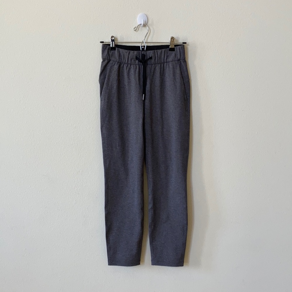Lululemon athletica On The Fly Pants Size 2 Womens